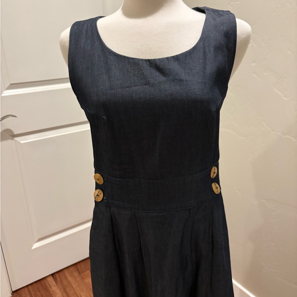 Boutique Unique Jumper Dress with Button Detail Size Medium EUC Soft Denim